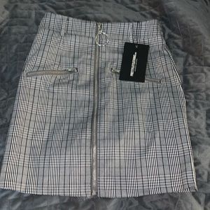 NWT Pretty Little Things